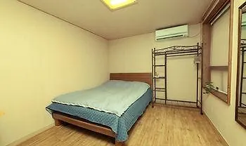 Yehadoye Guest House Seoul 2*,  South Korea